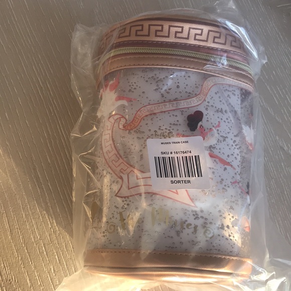 Danielle Nicole The Muses Train Case - Picture 5 of 6